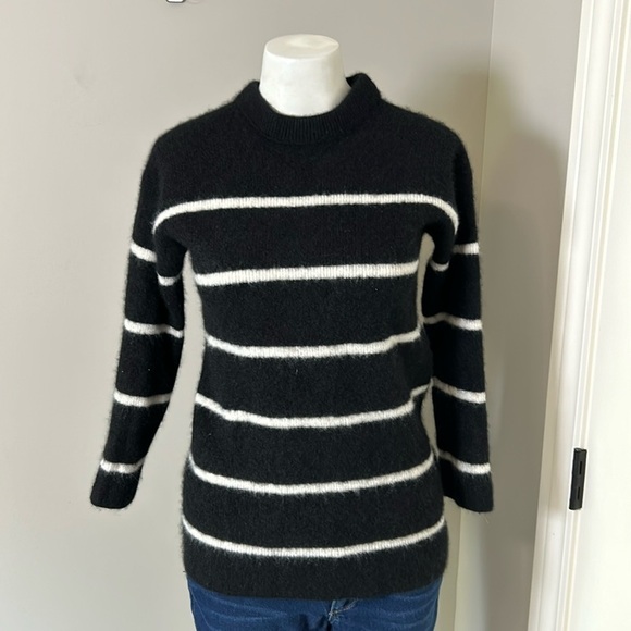 Alice and Olivia Cashmere Sweater Mock Neck Black White Stripe Sz S - Picture 1 of 10